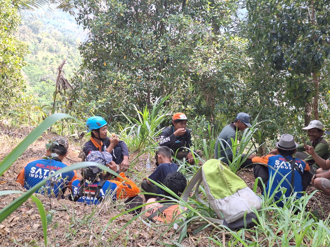 Tim Pipanisasi HSI Berbagi di Kediri Sukses Alirkan Air