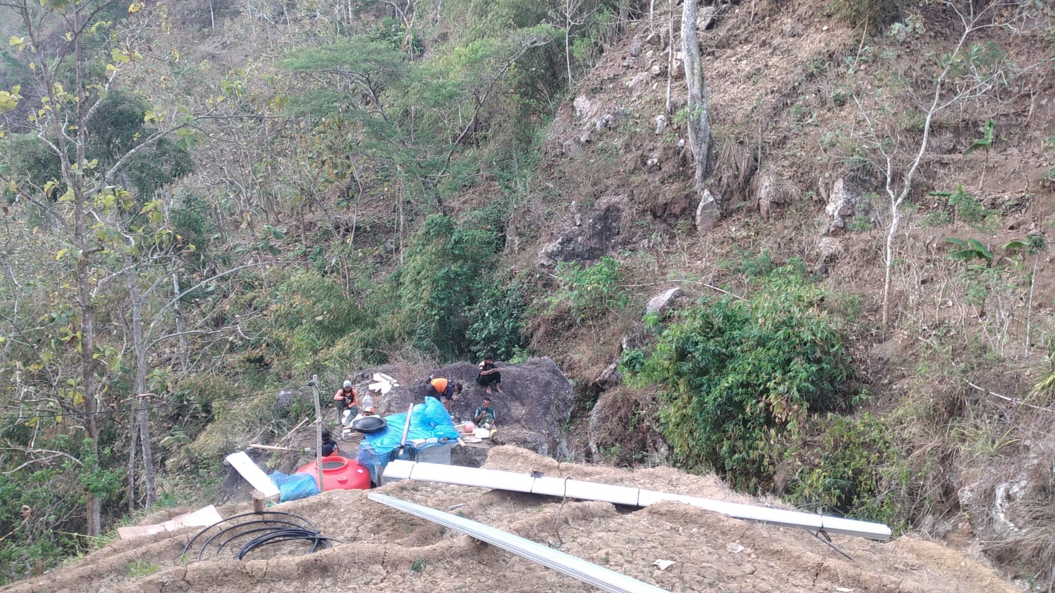 Pantang Menyerah, Giat Pipanisasi Pacitan Penuh Tantangan